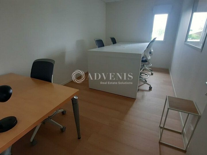 Bureaux d'environ 82 m², à louer à l'Est de Tours