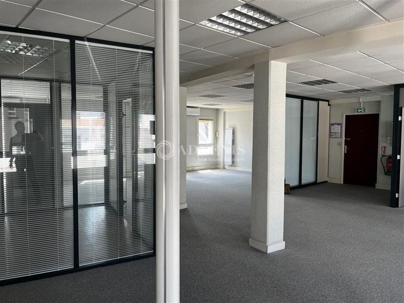 Bureaux à louer d'environ 137 m², proches de la Mairie de Tours