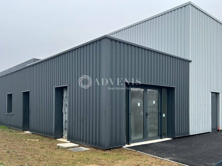 Bâtiment d'activités neuf d'environ 800 m², à louer à Joué les Tours