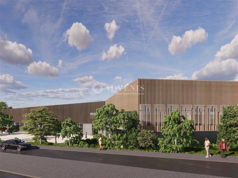 Vente local commercial 883.16 m² divisibles à partir de 214.4 m²