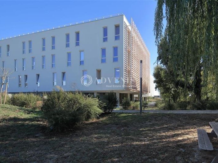 Bureaux d'environ 235 m² disponibles à la location sur Tours Nord