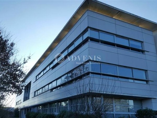 Location bureaux 3081 m² divisibles à partir de 487 m²