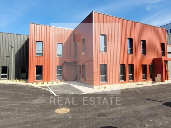 Location local d''activites 460 m² non divisibles