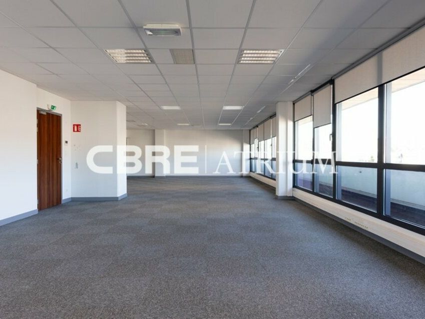 BUREAUX 313 M² - A LOUER - CLERMONT-FERRAND SECTEUR CHU