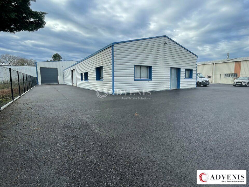 Location local d''activites 810 m² divisibles à partir de 400 m²