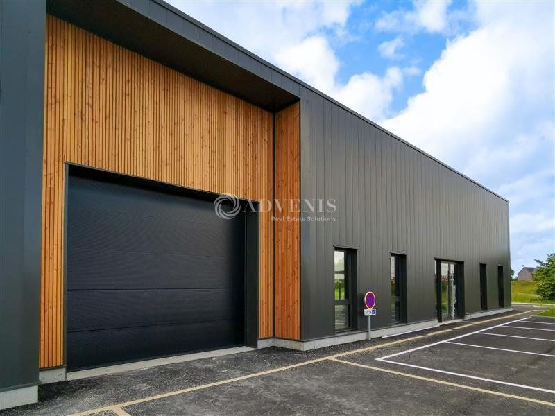 Location local d''activites 340 m² non divisibles