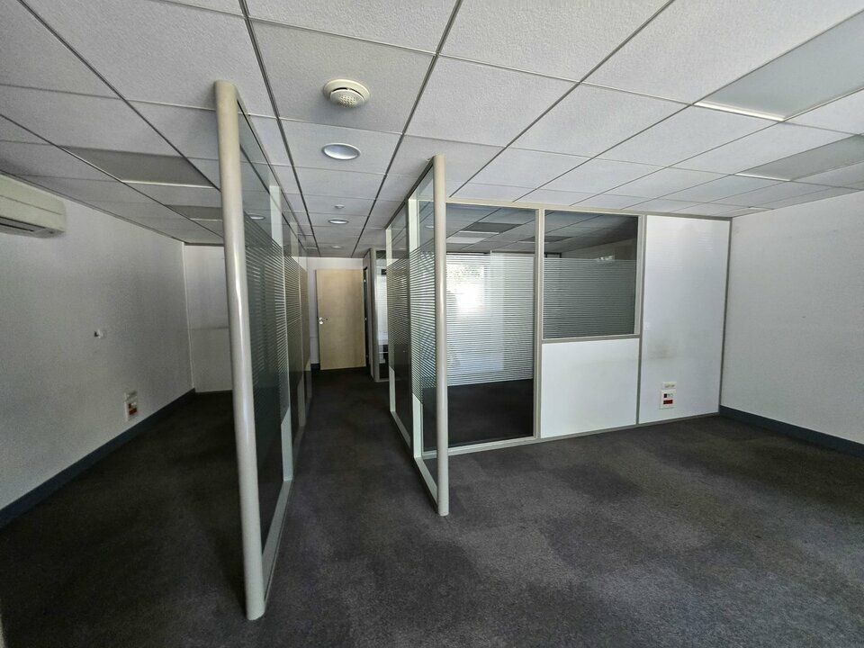 Vente local commercial 150 m² non divisibles