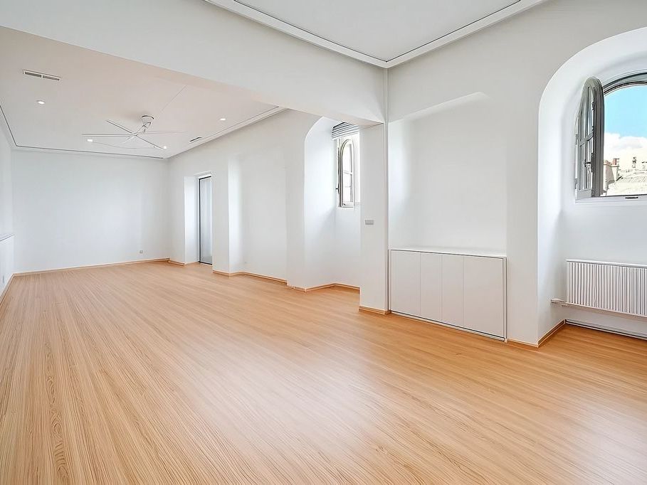 Location bureaux 78 m² non divisibles