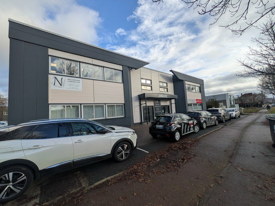 Location bureaux 110 m² non divisibles