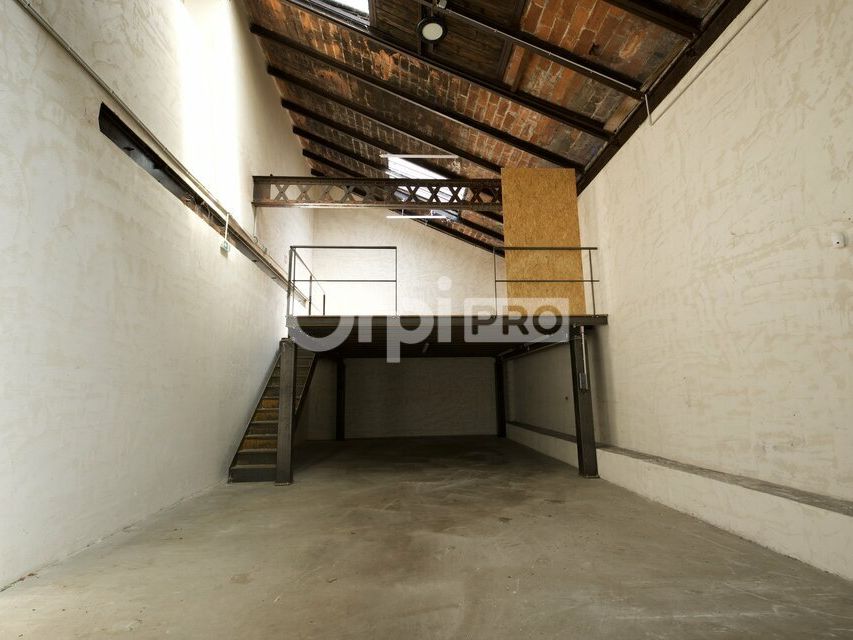 LOCAL D'ACTIVITE A LOUER - FLEURIEU SUR SAONE - IMMÉDIATEMENT