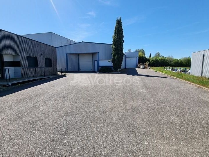 Vente local d''activites 629 m² non divisibles