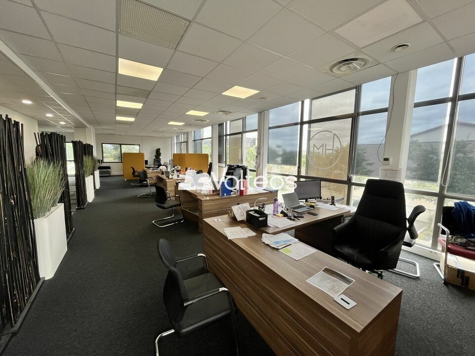 Location bureaux 146 m² non divisibles