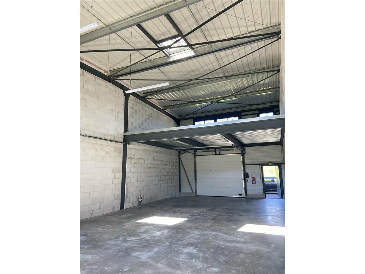 À vendre locaux d'activité neufs