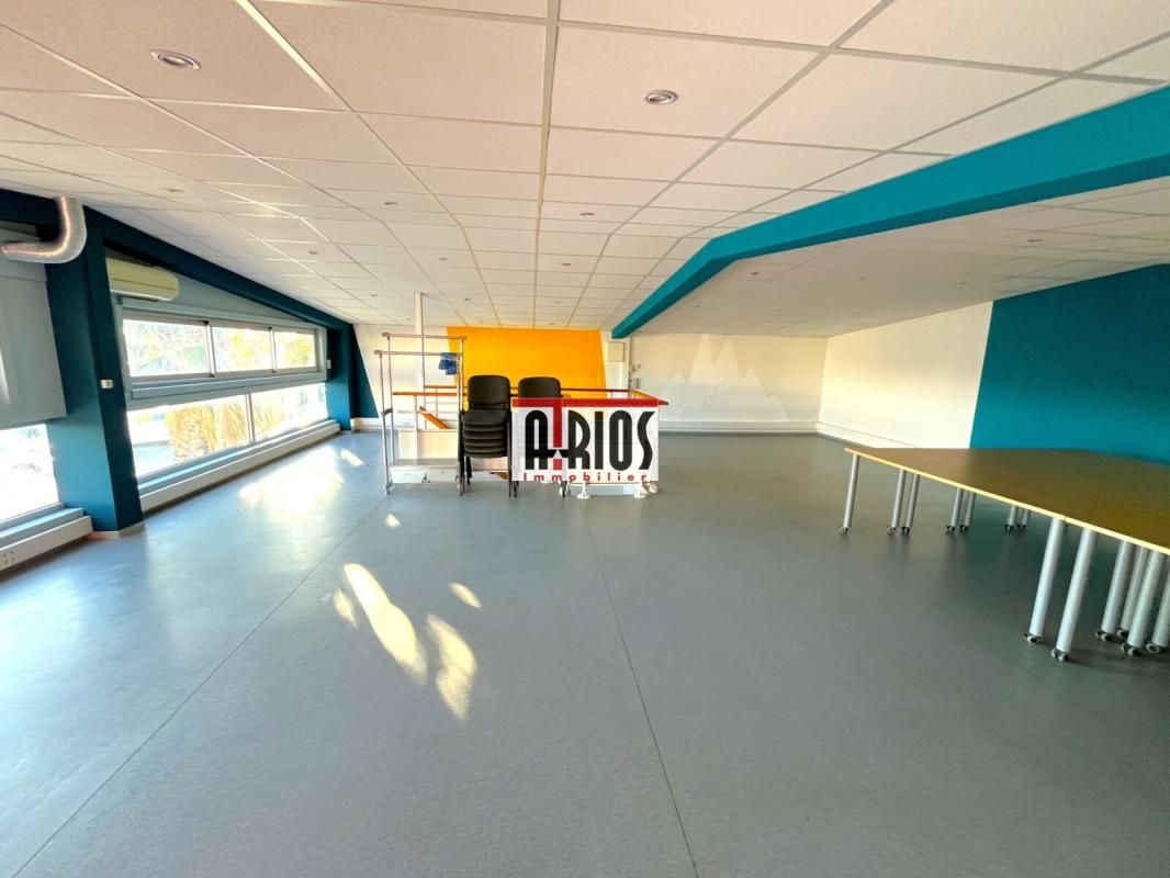 Location bureaux 95 m² non divisibles