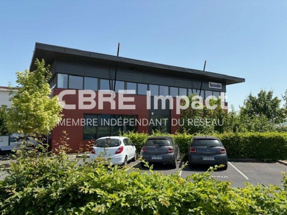 Location bureaux 240 m² non divisibles