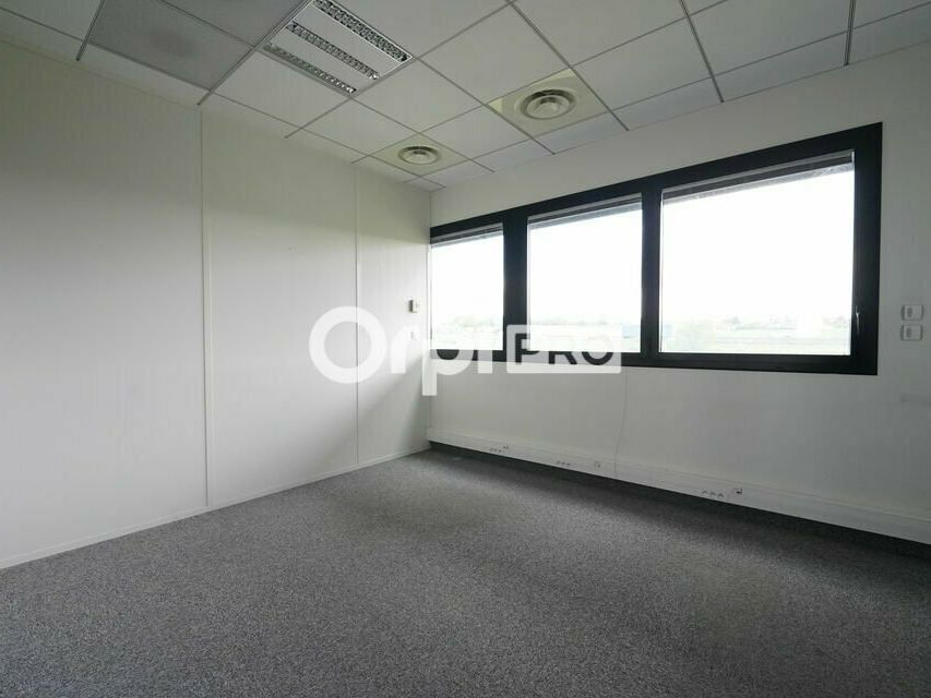 Location bureaux 3193.45 m² divisibles à partir de 163 m²