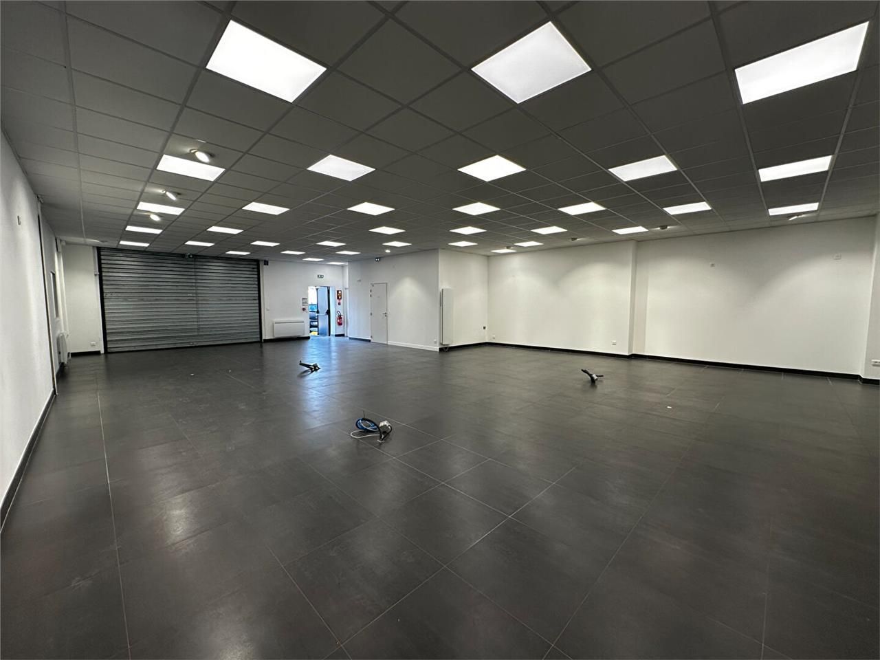 Location local 349.00 m² à LE HAVRE