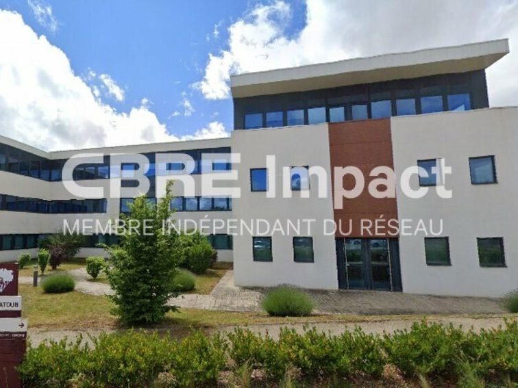 Location bureaux 65 m² non divisibles