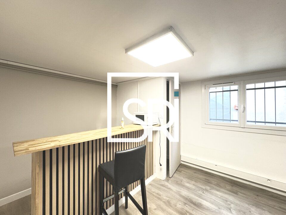 LOCATION BUREAUX + STOCKAGE - 50 M² - 63800 COURNON D'AUVERGNE