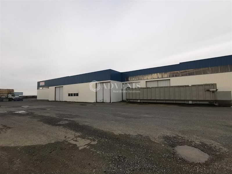 Entrepôt/locaux d'activités de 5 000 m² idéal stockage ou production