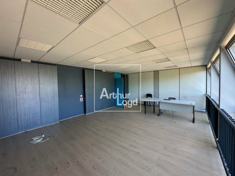 Location bureaux 45 m² non divisibles