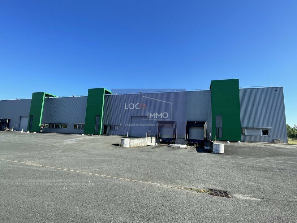 Location local d''activites 1690 m² non divisibles