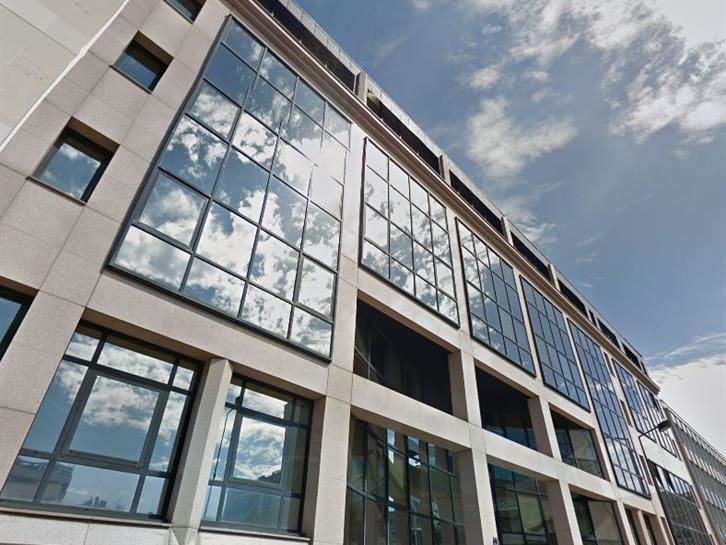 Location bureaux 180 m² non divisibles