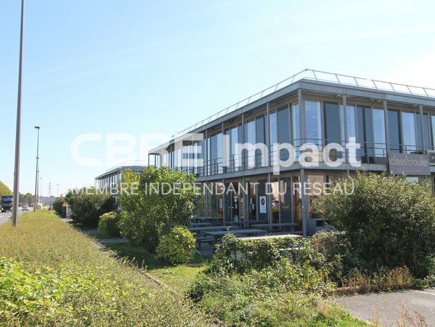 Secteur Farman, 110 m² de bureaux en location