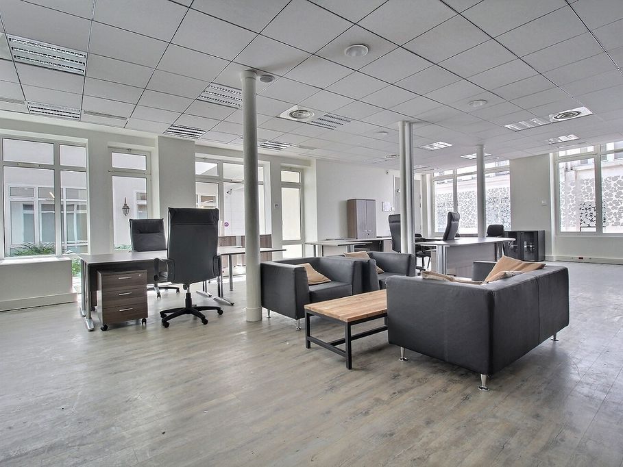 Location bureaux 270 m² non divisibles