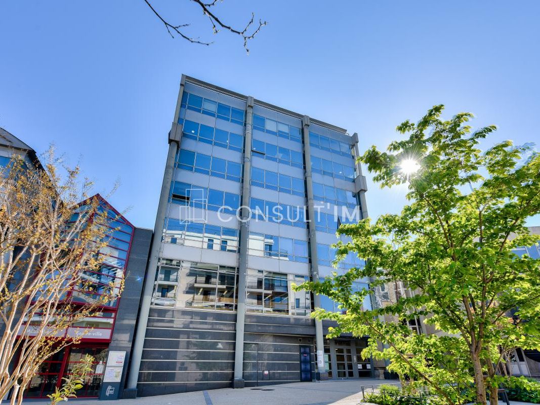 Vente bureaux 1751 m² divisibles à partir de 582 m²