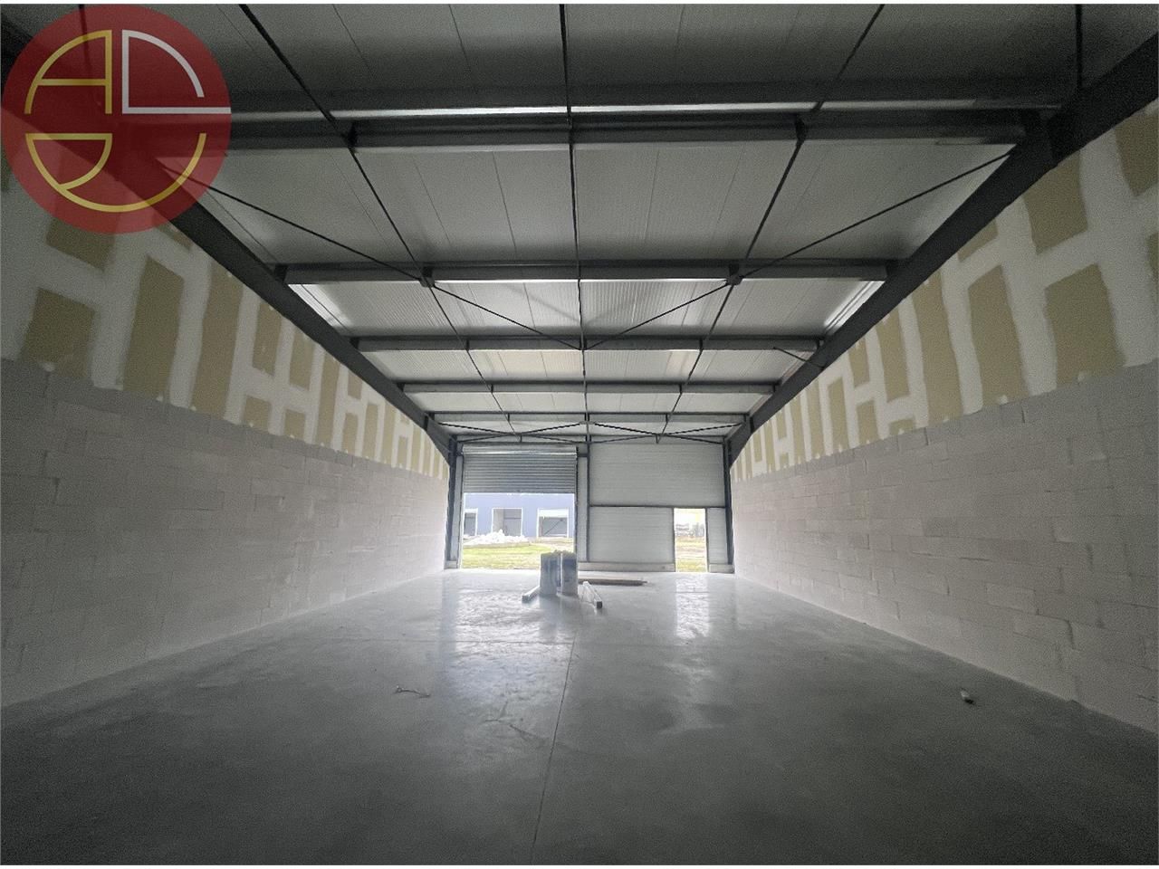 Location local 250 m² à L''UNION