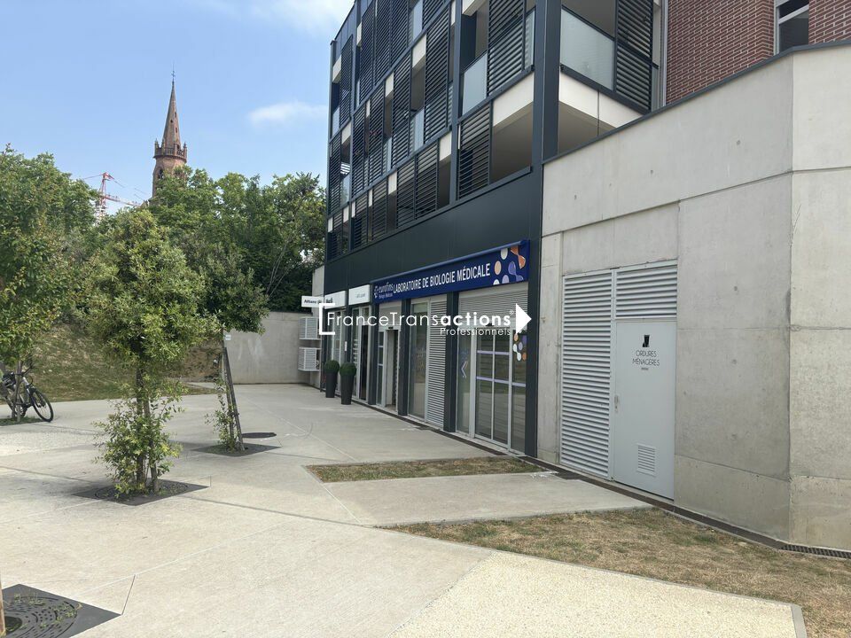 A LOUER LOCAL COMMERCIAL 160 m² L'UNION