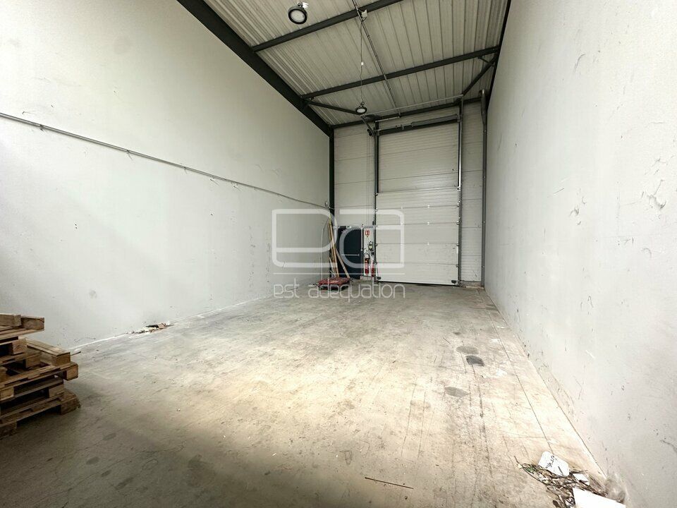 À louer – Local d'activité avec bureaux – 383,01 m² – Champigneulles 