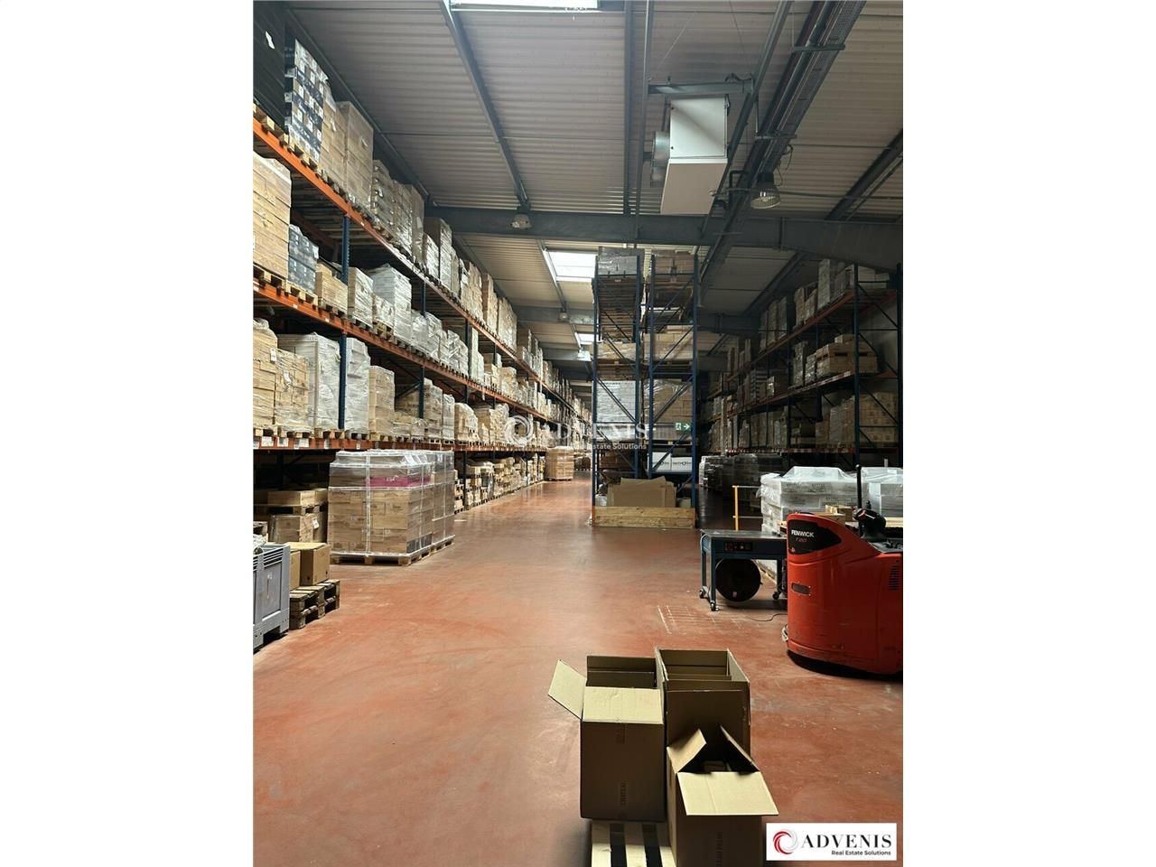 A LOUER - ENTREPOT D'UNE SUPERFICIE DE 3 070 M²