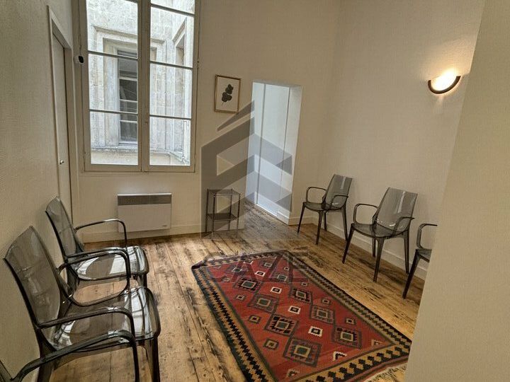 Vente bureaux 144 m² non divisibles