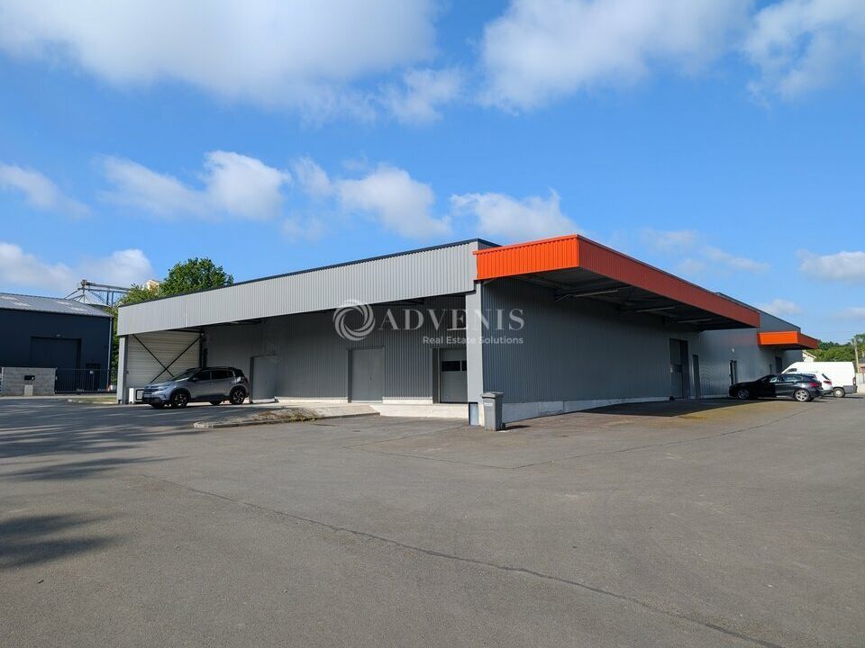 Location local d''activites 430 m² non divisibles