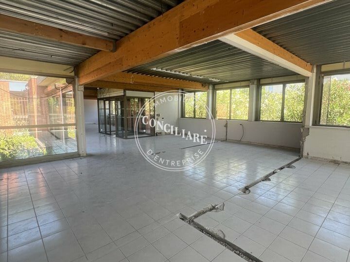 Location bureaux 1108 m² non divisibles