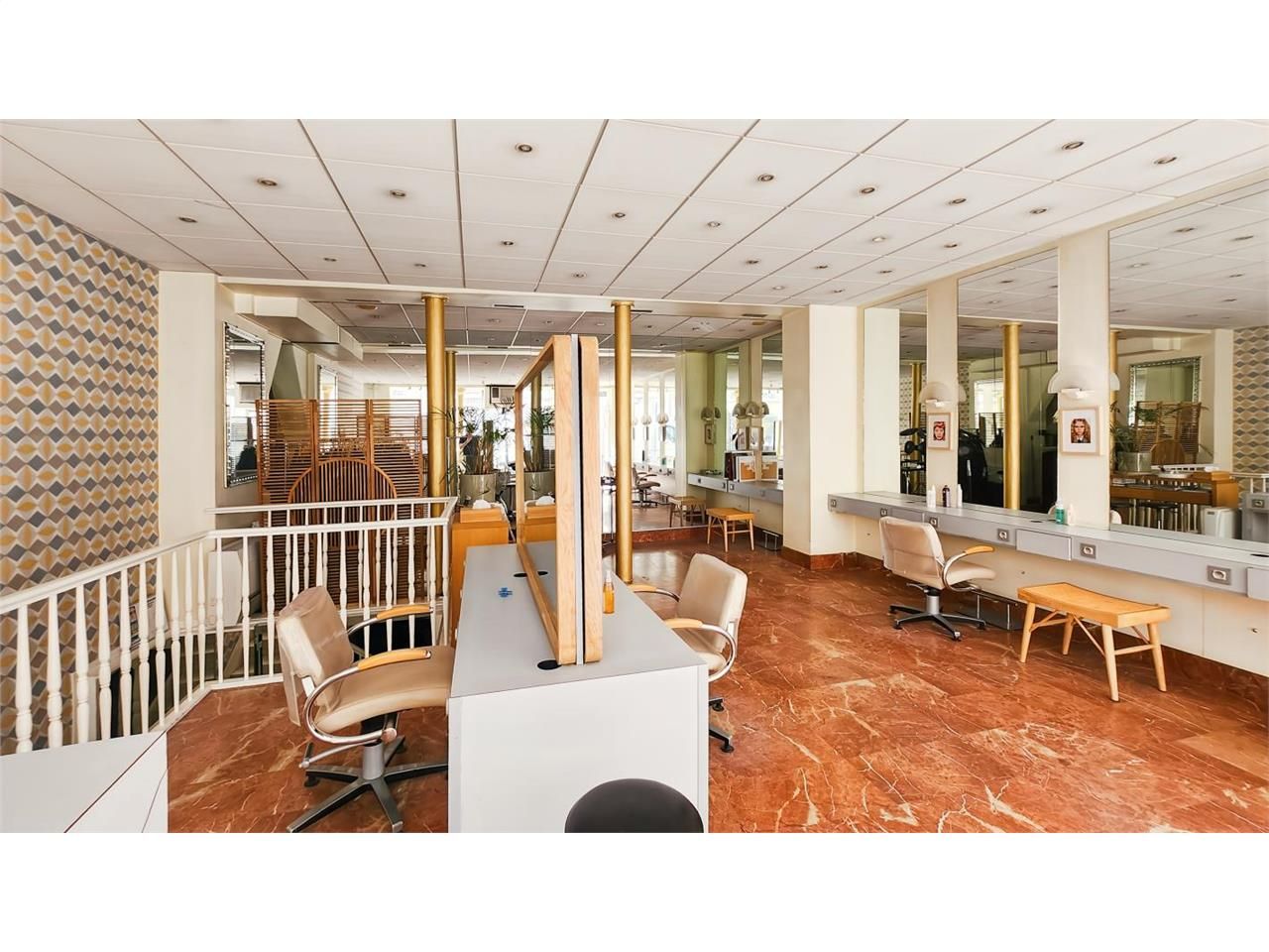 Location local commercial 112 m² divisibles à partir de 55 m²