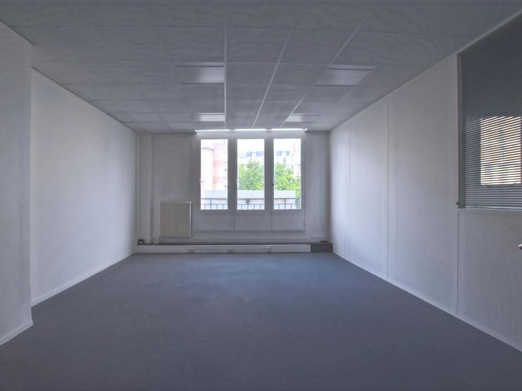 Location bureaux 181 m² non divisibles