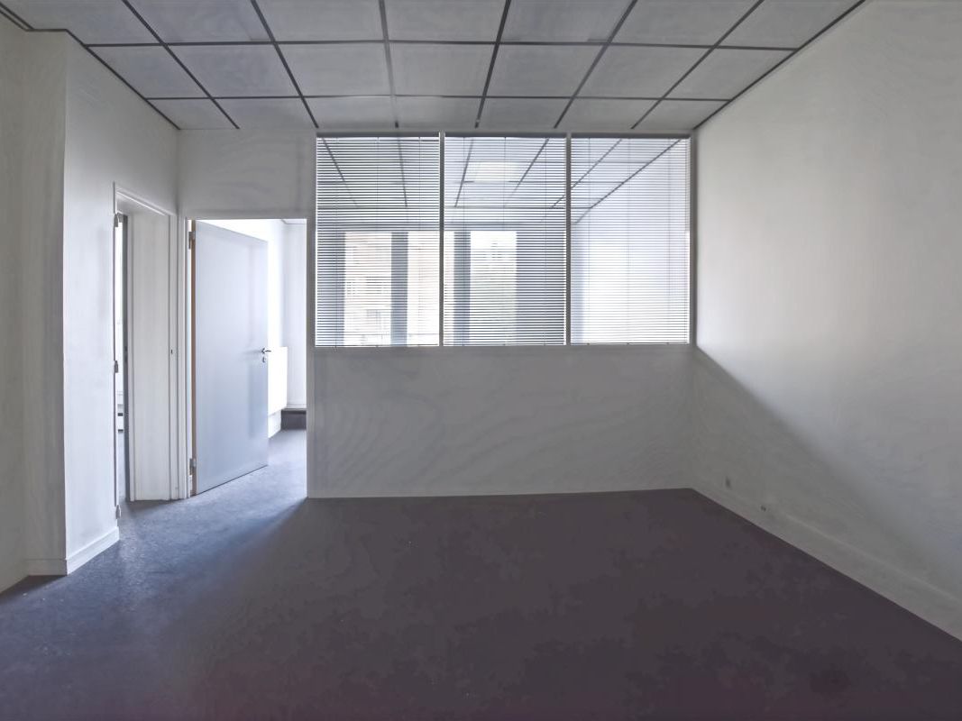 Location bureaux 181 m² non divisibles