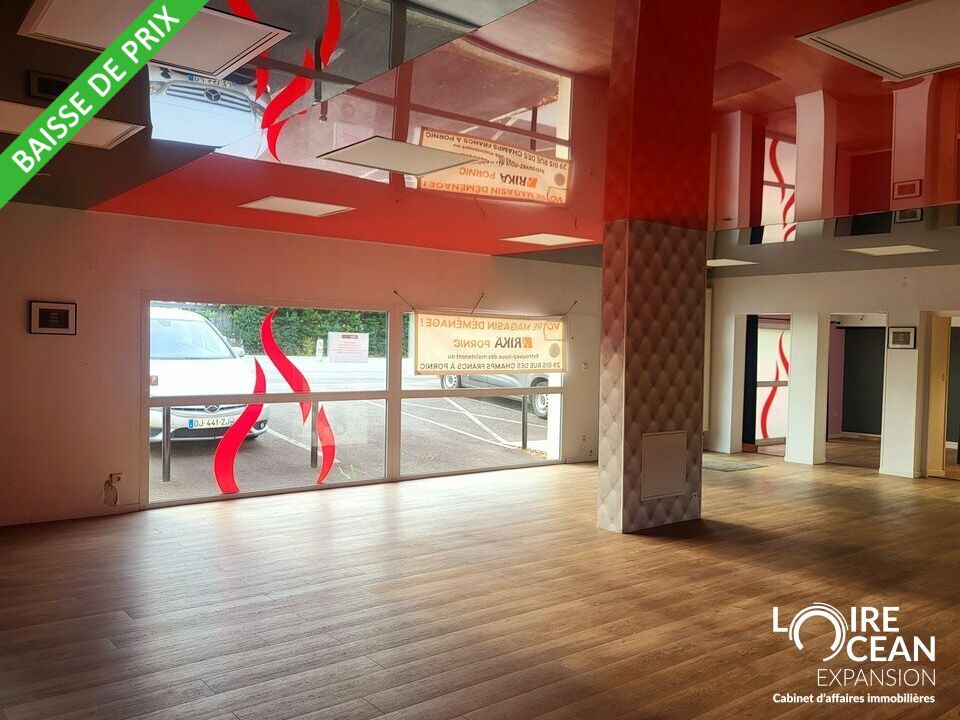 Location local commercial 250 m² non divisibles