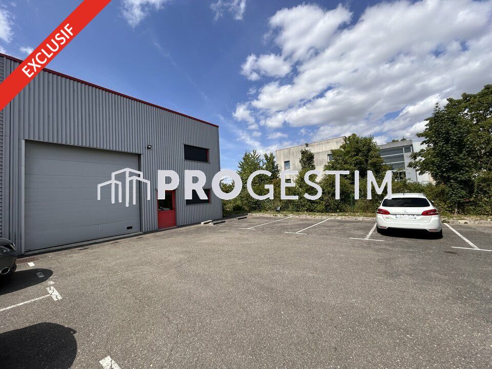 Location local d''activites 330 m² non divisibles