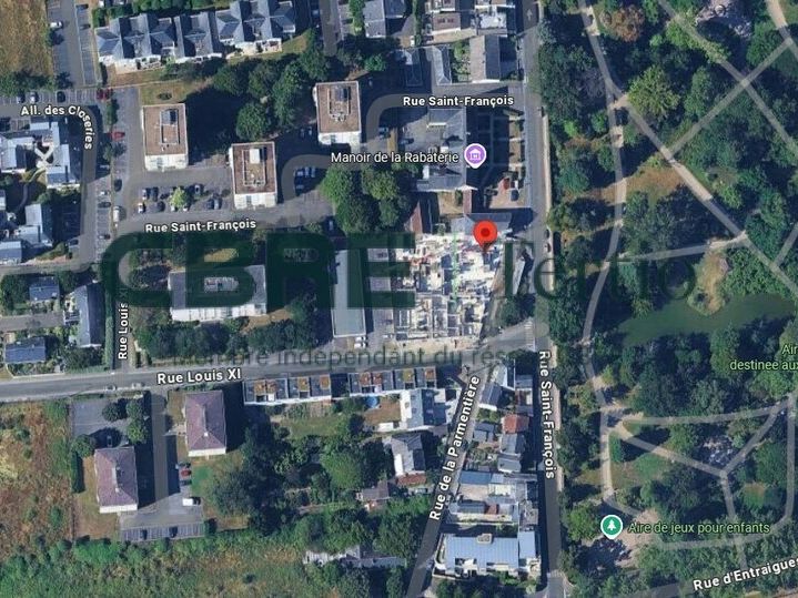  A VENDRE - La Riche / Local commercial neuf 