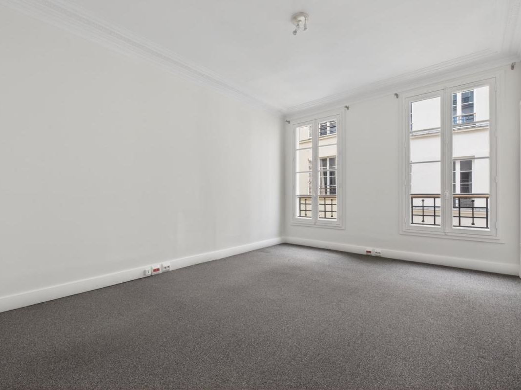 Location bureaux 90 m² non divisibles