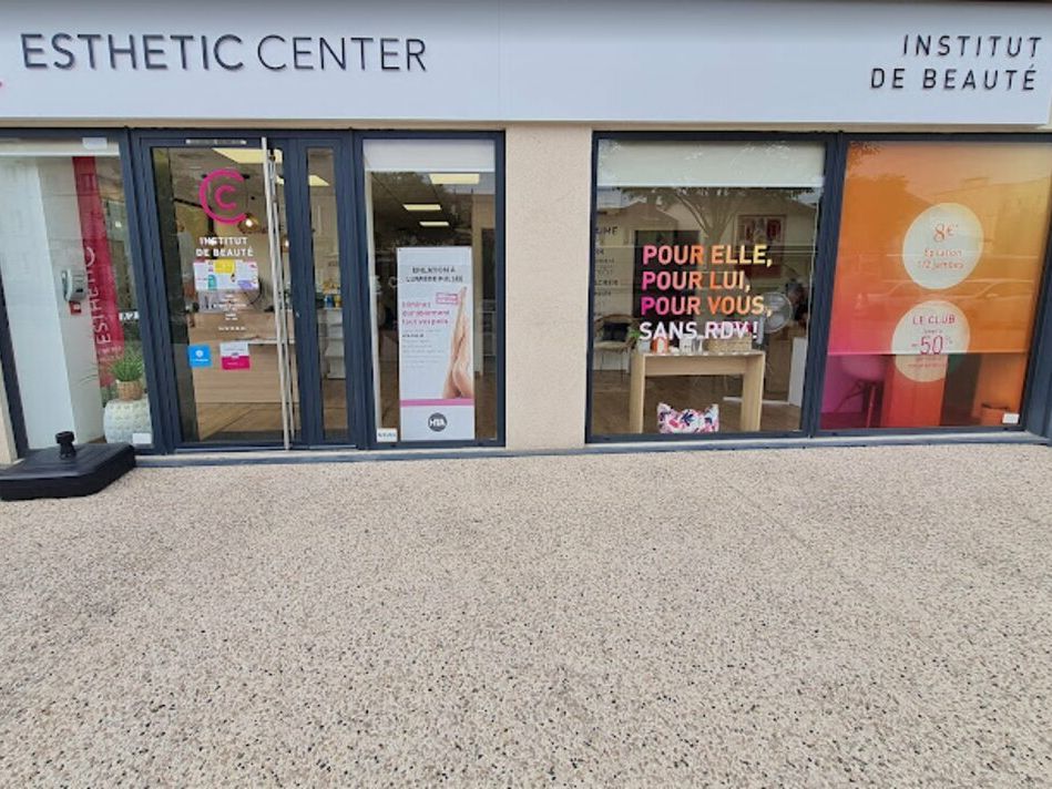 À VENDRE – LOCAL COMMERCIAL DE 137 m² – SATHONAY-CAMP / NORD DE LYON