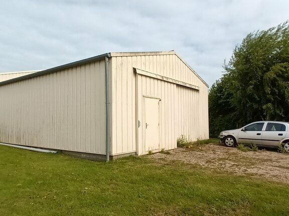 Vente local d''activites 3321 m² non divisibles