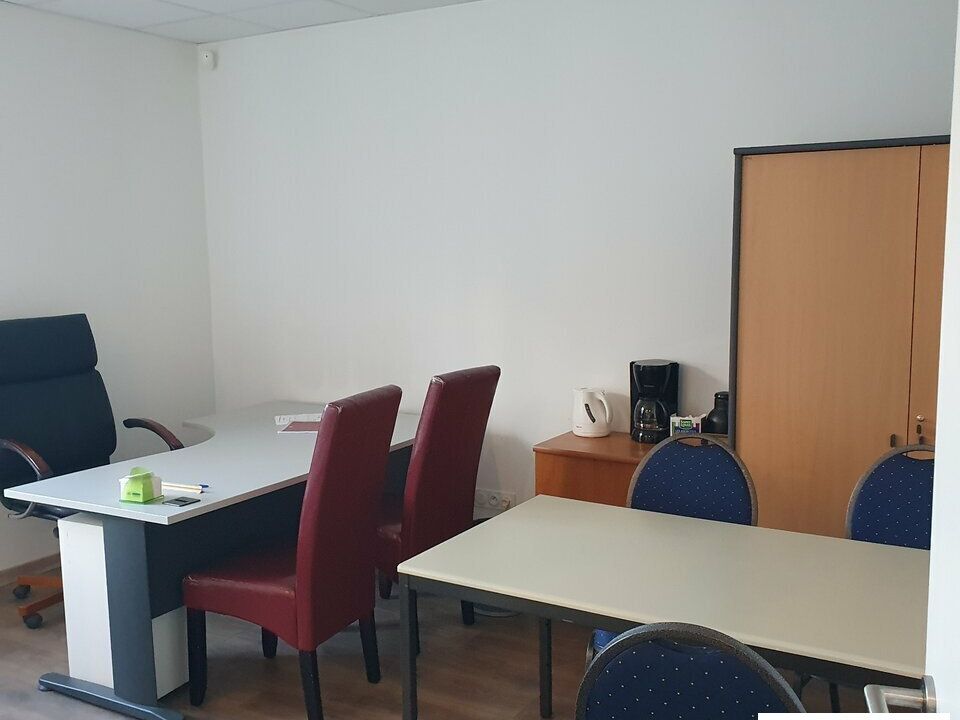 Location bureaux 50 m² non divisibles