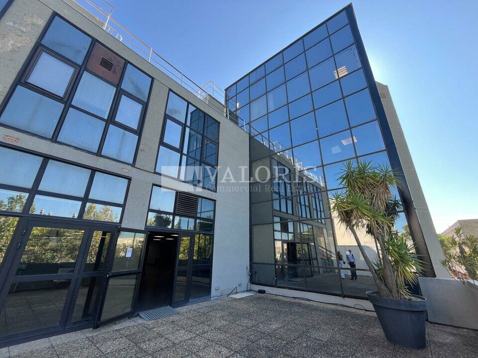 Location bureaux 822 m² non divisibles