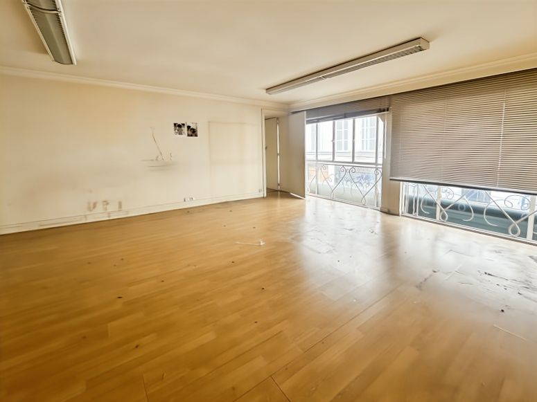 Location bureaux 151 m² non divisibles