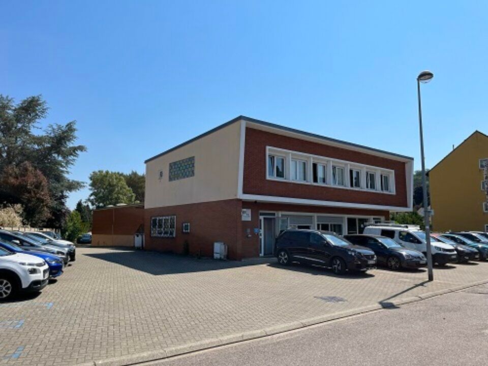 Location bureaux 950 m² non divisibles